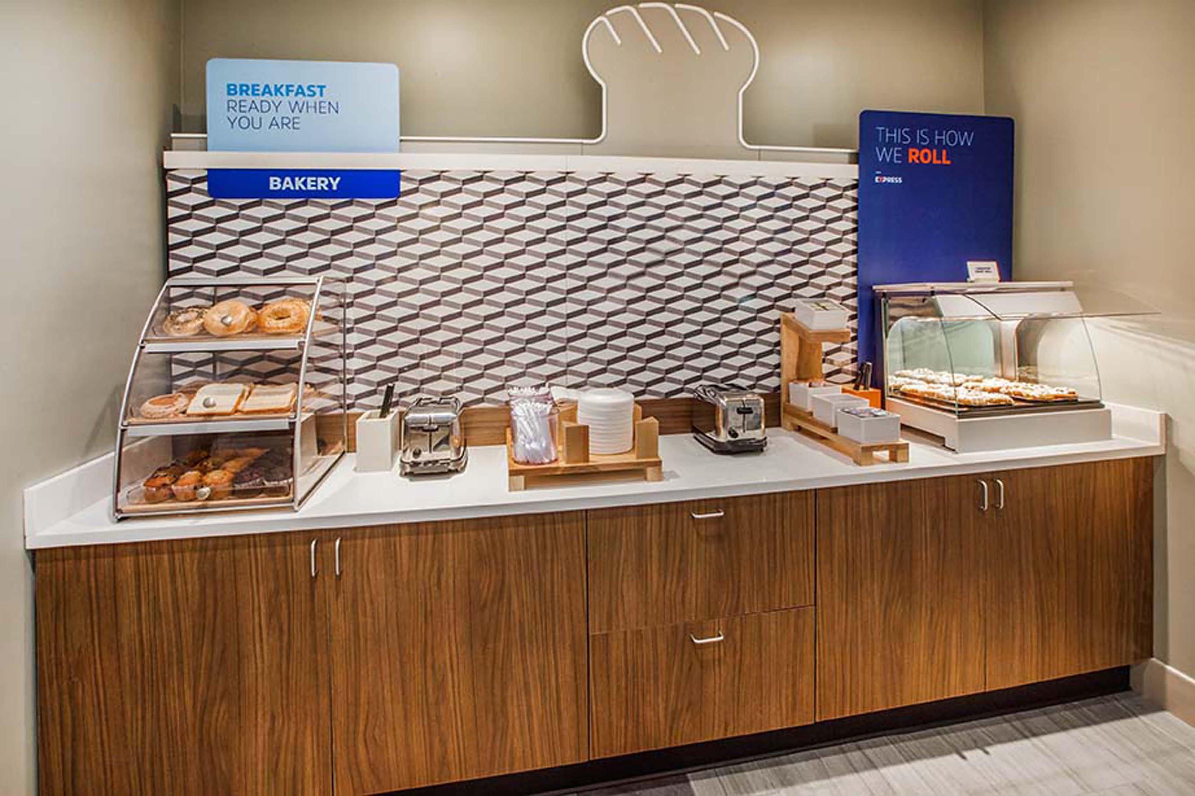 Holiday Inn Express Hotel & Suites Richwood - Cincinnati South By Ihg Kültér fotó