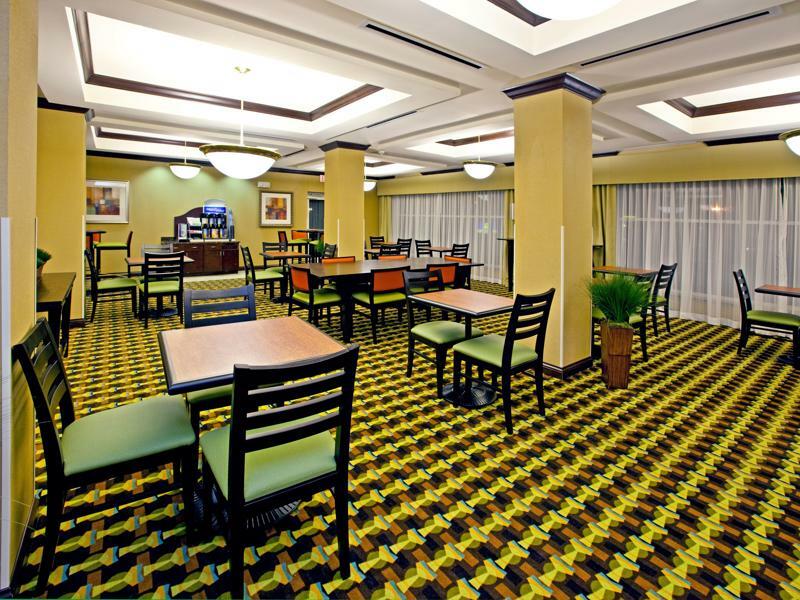 Holiday Inn Express Hotel & Suites Richwood - Cincinnati South, An Ihg Hotel Kültér fotó